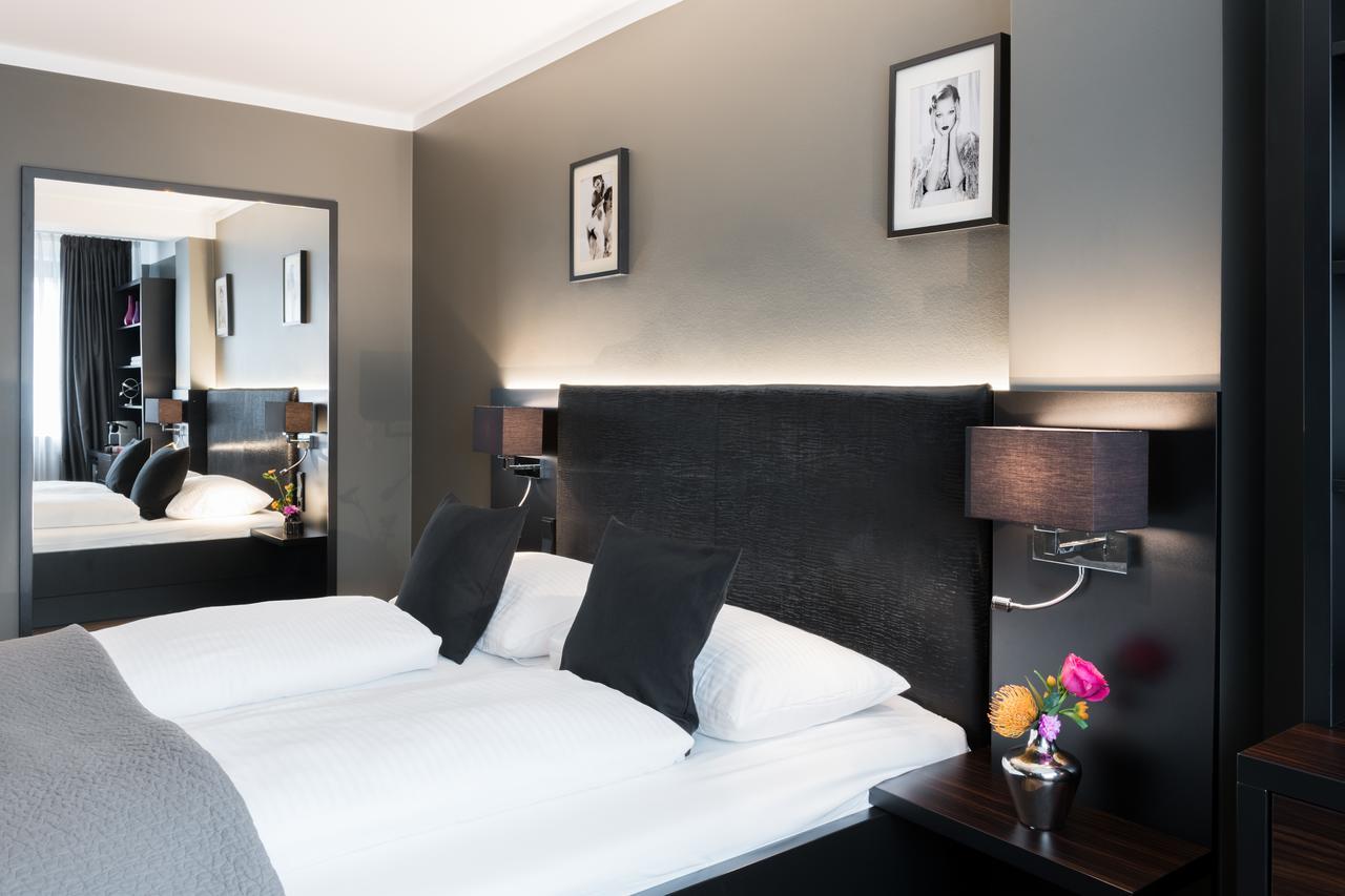 Amano Hotel 3*