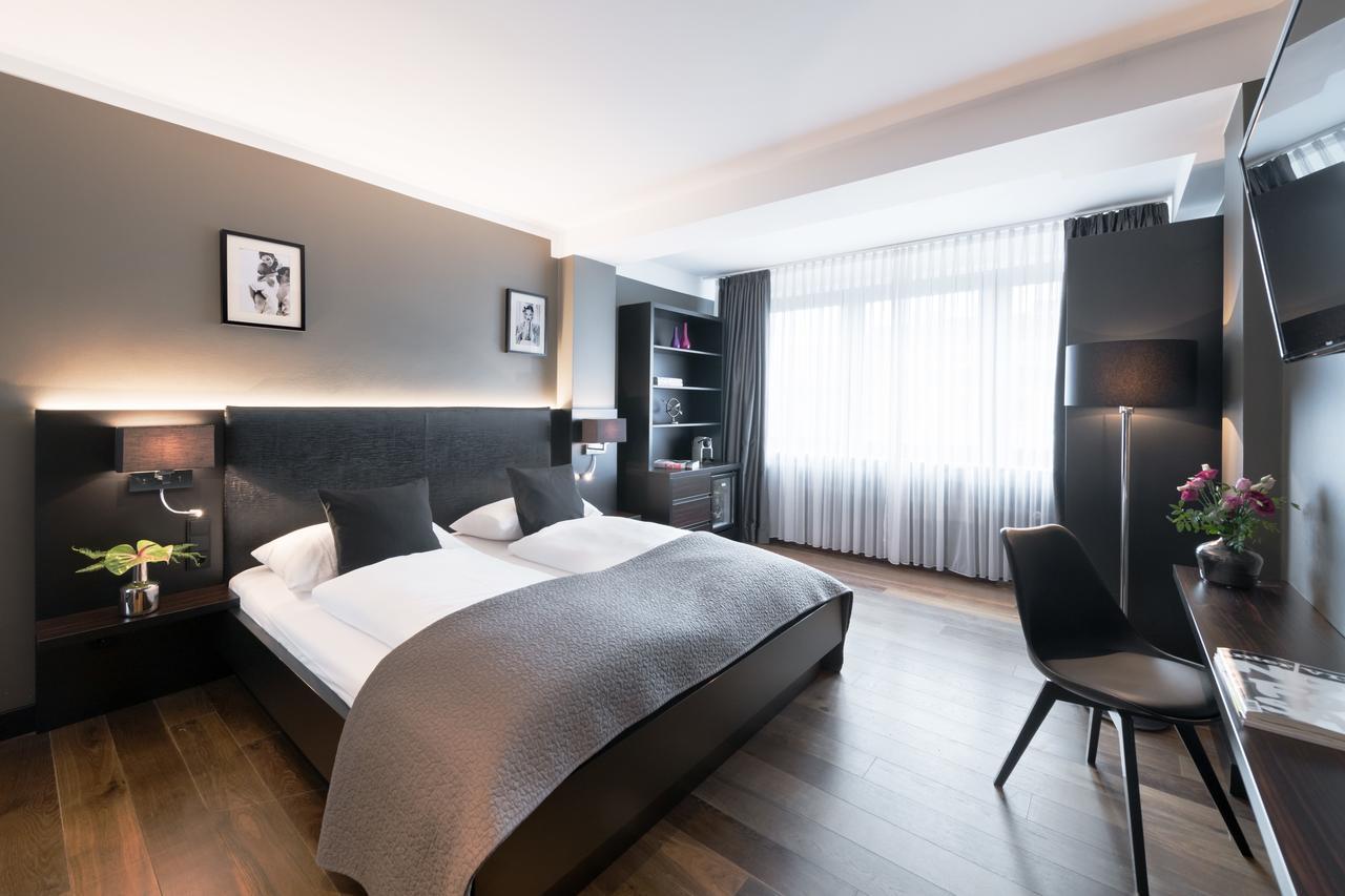 Amano Hotel 3*